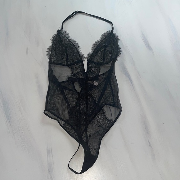 Victoria's Secret Sexy Lace Teddy Cutout Strappy Lingerie/bodysuit size small - Picture 5 of 9